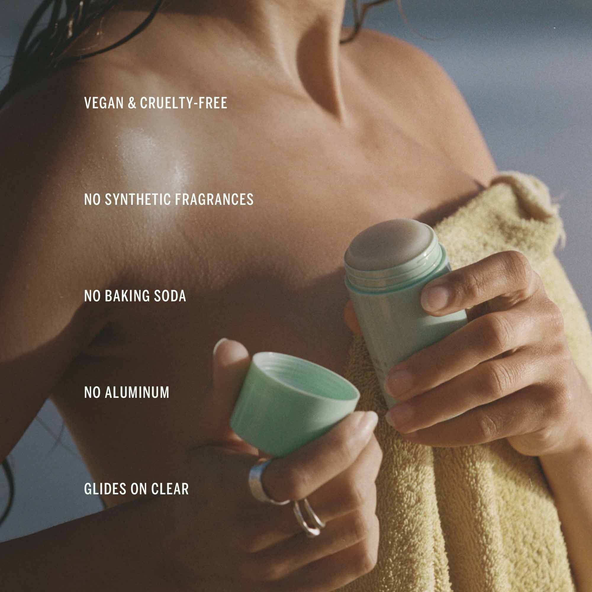 32 oz hydro flask frost Hydro Flask 32 oz. Wide Mouth Water Bottle – ShopCGX main image 1